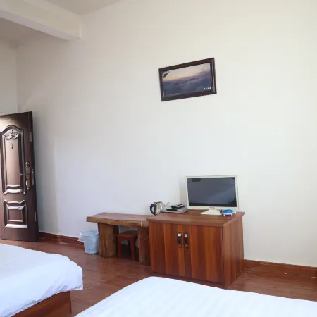 Xinping Lvli Piaoxiang Accommodation