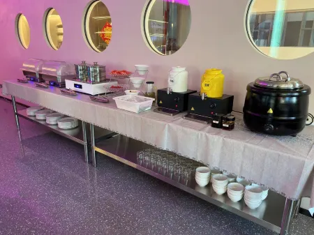 Yuanyi Hotel Отели рядом с достопримечательностью «Wuxi Changguangxi National Wetland Park»