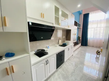 lanju Отели рядом с достопримечательностью «Yongzhou Normal College»