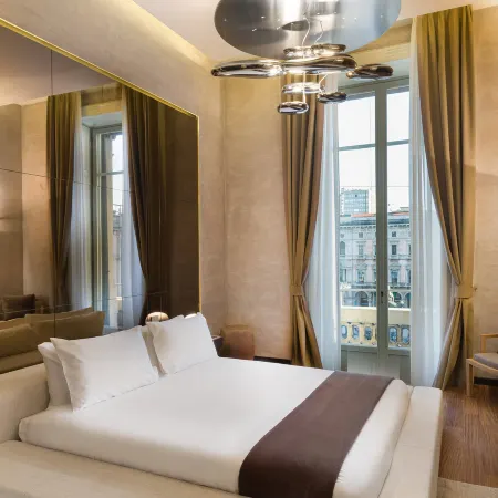 The Glamore Milano Duomo