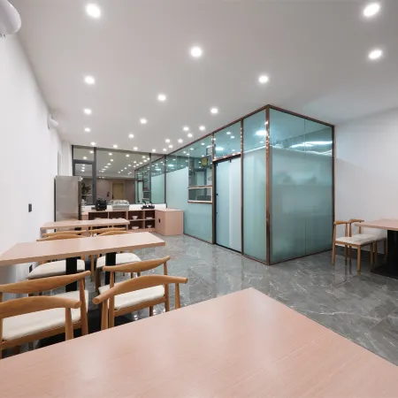 Hilbe Hotel (Baoshan High-Speed Rail Station Wuyue Plaza Branch)