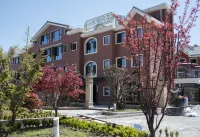 A Ming · Light luxury Terrace · Family Travel holiday Hostel (Fengdu South Tianhu Scenic Area Store)