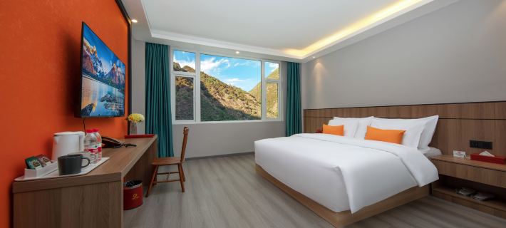 Yibo International Hotel Hotels in Yajiang