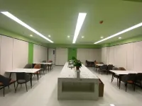 GreenTree Inn Express Hotel (Suzhou Kunshan Zhoushizhen Branch) - 2-stjärniga