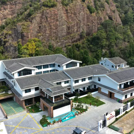 Wenzhou Yandang Mountain Lingqiu Hotel