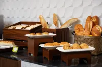 Hampton by Hilton Jiujiang Changhong Revenue - Aamiainen