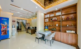 Fengtaoting Boutique Business Hotel