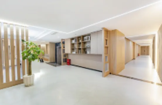 FF Hotel (Chongqing Jiefangbei Pedestrian Street Store)