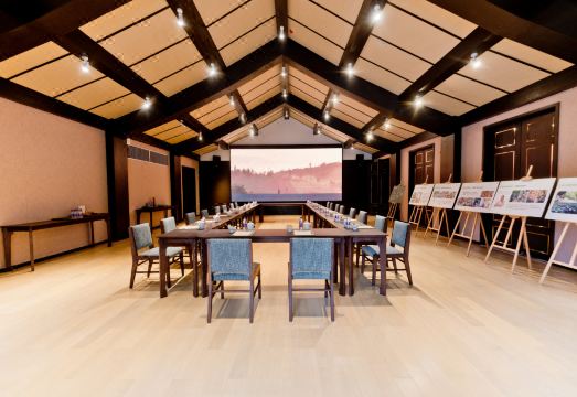 ALOR VALLEY Huzhou Hotel Overview