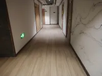 平城怡家SERENITY|古城映畫·高空觀景智享影音民宿（大同古城店）