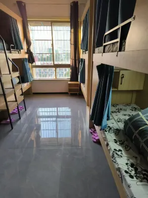 夕顏光谷青年旅舍 酒店