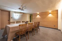 Xinzhou Huaxi Hot Spring Homestay (Xinzhou Ancient Town Branch)