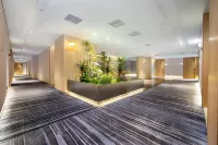 Kunlun Leju Hotel (Xinzheng Xuanyuan Lake)