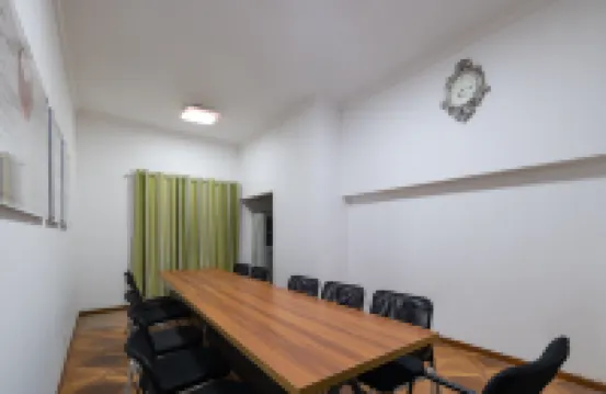 Yunju Hotel (Jianghan Road Subway Station Branch, Jiqing Folk Street, Wuhan)