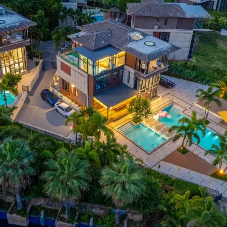 ZhenBeach Resort Villa (Yangjiang Hailing Island Poly Yintan Branch)