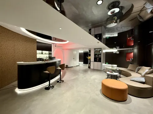 Guiyang Manshe Theme Homestay (Jiaxiulou Qingyun Market Branch) - 2-Star