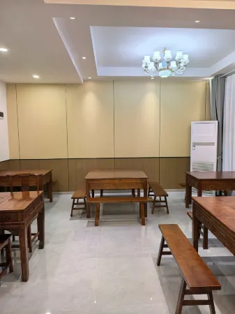 Foping County Guanyunju Chinese Inn