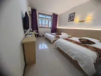 Mufeng Hotel (Luding Moxi Ancient Town)