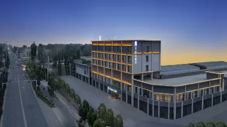 7Days Premium Hotel (Shaya People's Square Branch)