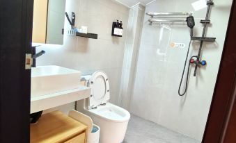 Bianzhicheng Rugui Homestay (Hong'an Border Town Scenic Area)