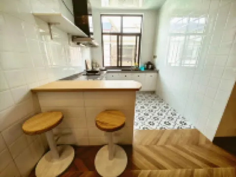 Qiyue Xiaozhu Homestay (Dongting Flower Sea Branch)