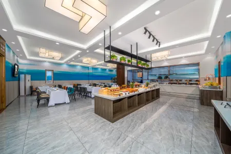 R ROYALSS HOTEL (Hohhot Saihan District Jinqiao Economic Development Zone) Отели рядом с достопримечательностью «Inner Mongolia University Innovation College (South Campus)»