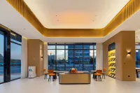 City Comfort Inn Express Hotel (Yichang Zhongnan Road Xingfa Square)