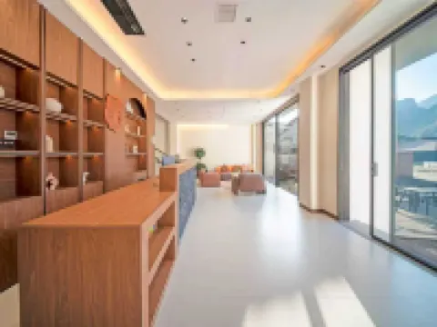 Jingshang Yunqi Hotel (Luodian Daxiao Well) Hotels in Luodian
