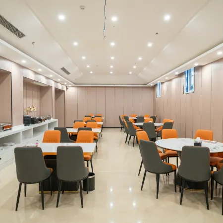 Yunling Riverside Hotel (Congjiang County Government)
