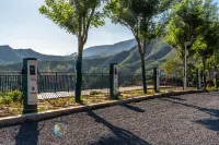 Yunxi Lake Residence - parking