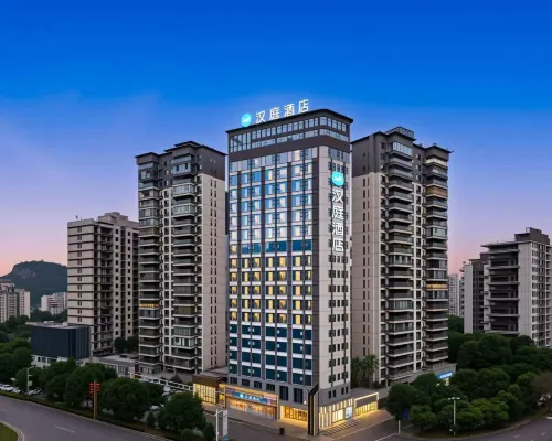 Hanting Hotel (Xingyi Jushan Square Fenglin Yajiu Branch) Hotels in Xingyi
