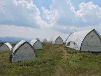 Guanxingping Campsite (Wumeng Grass Plain) - バルコニー