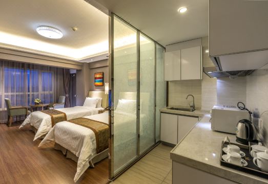 진장 페닌슐라 시즌스 호텔