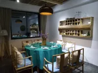 Jiandemi Juzhu B&B (Daciyan Scenic Area Branch)