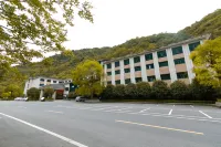 光霧山桃園大飯店 南江住宿飯店