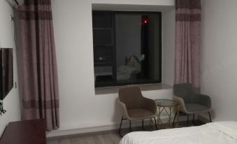 Zhengzhou Shuanglong Style Apartment