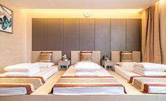 Dixing Hotel