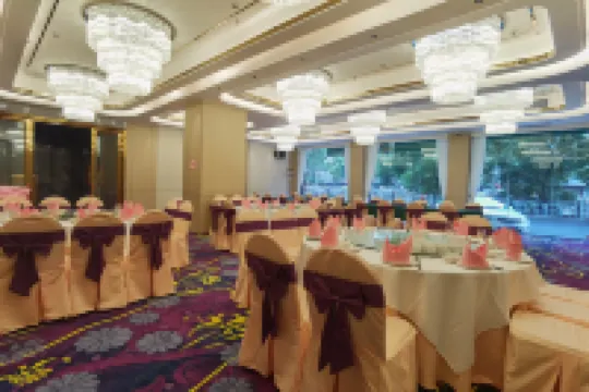 金杏酒店（益華國際廣場店）