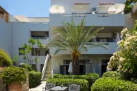 Philoxenia Apartments Hotels in Panormos in Rethymno