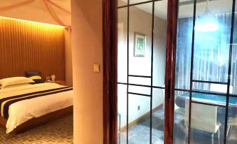 Leng Shui Jiang Hi Surplus Door Grand Hotel