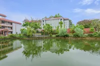 Rongjia Guoyun Hot Spring Resort