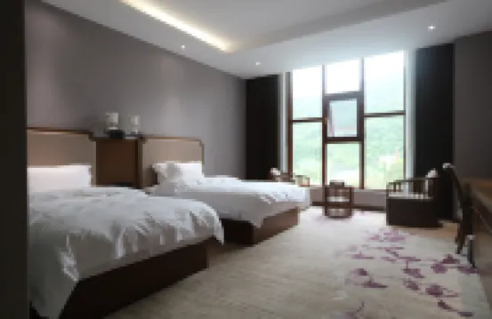 Damingfeng Hotel