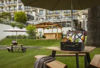 Royal Savoy Hotel and Spa - bar