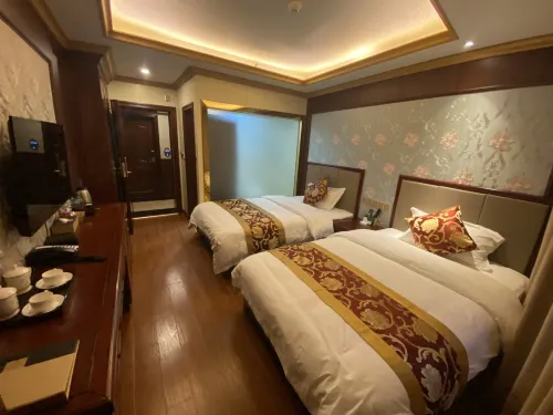 DEGE BAGONG HOTEL Hotels in Dege