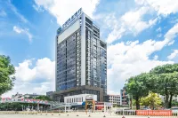 West Wealth Borrman （Ningde Wanda Plaza） Hotels near Ningde Passenger Transport Terminal