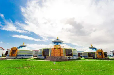 Damao Banner Clear Grassland Resort Hotels near Xilamuren Prairie