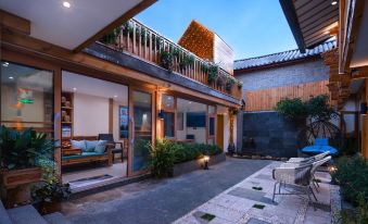 Honghua club Inn(Ancient city private garden store)