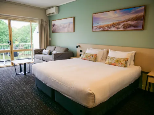 Nightcap at Hinterland Hotel Nerang Hotels in Nerang