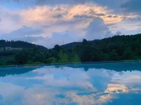 Shanse Manor Light Luxury Holiday Homestay - Infinity Pools