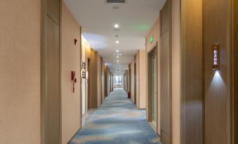Madison Hotel Liaoyuan